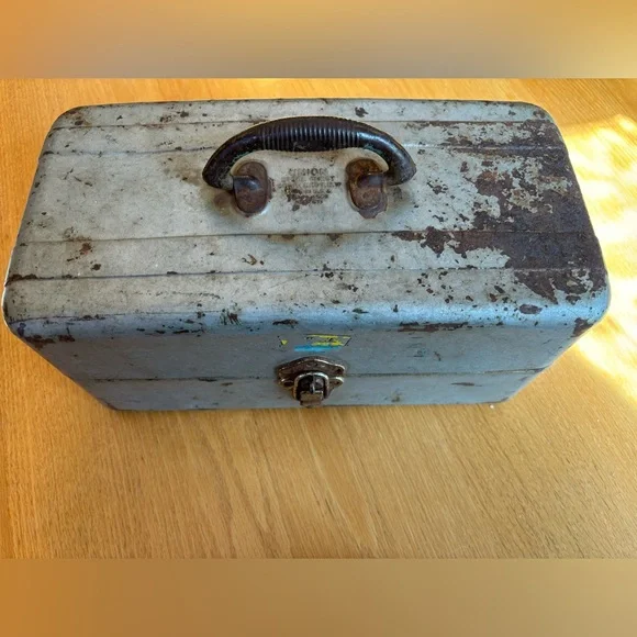 Rustic Union Steel Chest Tackle Box - Picture 3 of 8